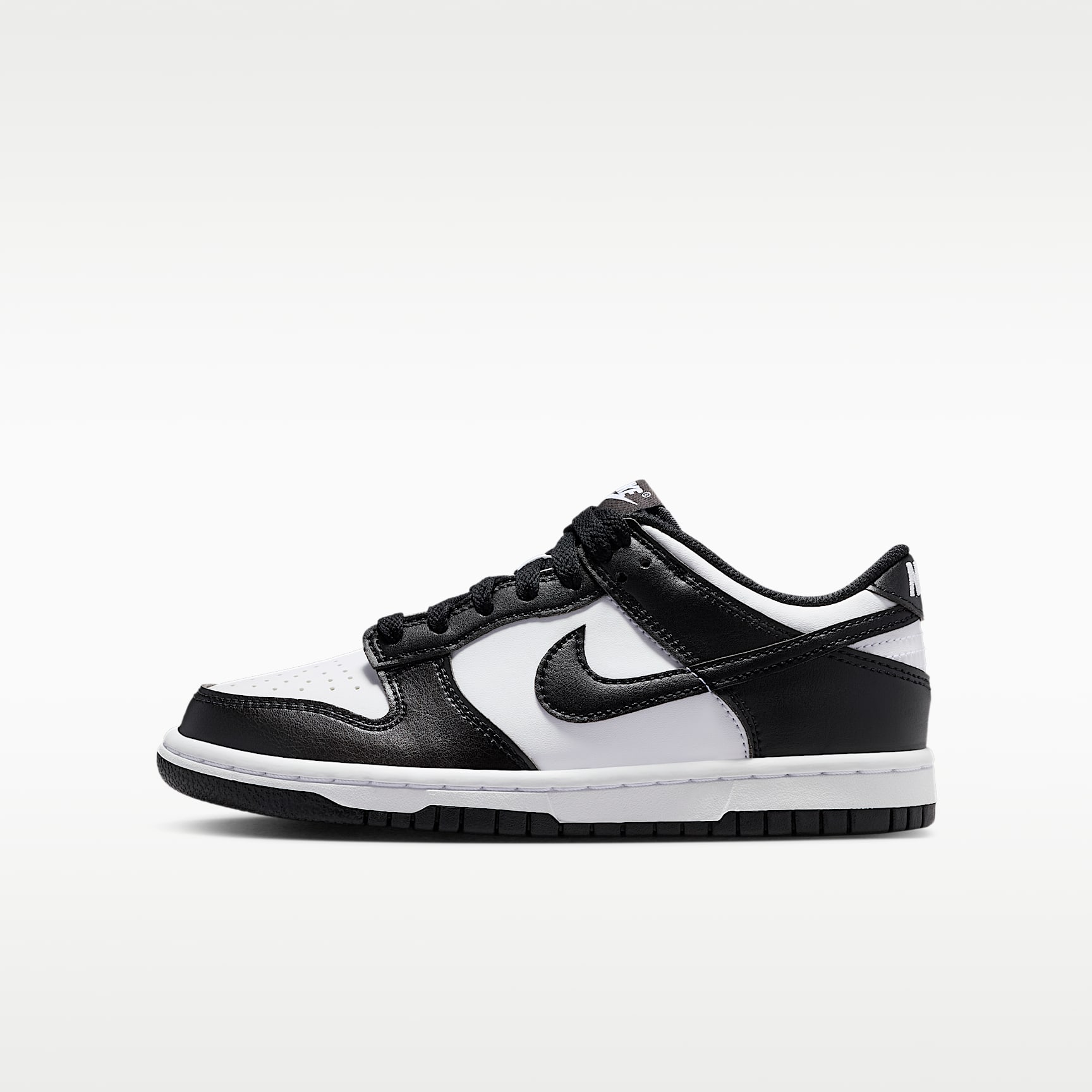 iPad ダンクオツクカンイ Nike Dunk Low Older Kids' Shoes. Nike ZA